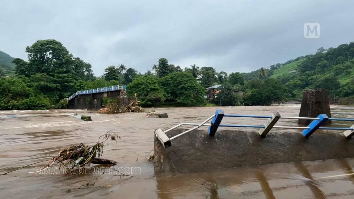 Flood devastation in Erattupetta:ഈരാറ്റുപേട്ടയിൽ വെള്ളപ്പൊക്കത്തിൽ വലിയ നാശം സംഭവിച്ചു