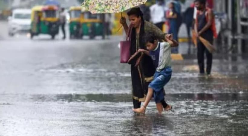 Heavy Rain Alert: അഞ്ചു ജില്ലകളിലെ വിദ്യാഭ്യാസ സ്ഥാപനങ്ങള്ക്ക് നാളെ അവധി