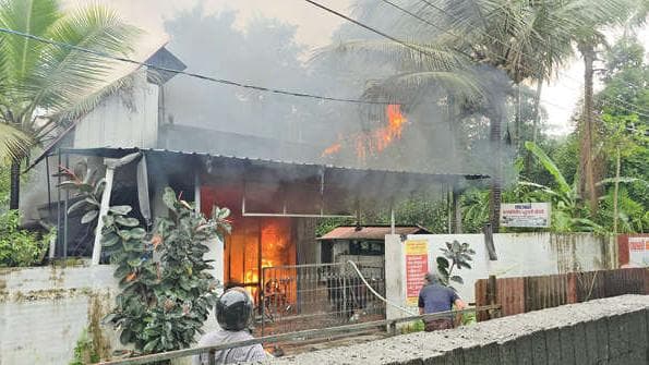 Fire in Oil Mill: ഓയിൽ മില്ലിൽ തീപ്പിടിത്തം