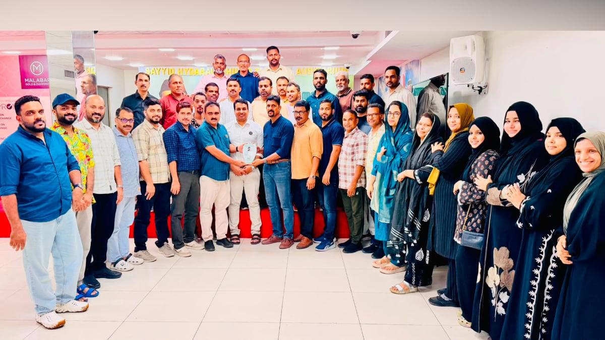 Farewell to Rafeeq Pulikool: റഫീഖ് പുളിക്കൂലിന് കെഎംസിസി കോഴിക്കോട് ജില്ലാ കമ്മിറ്റി യാത്രയയപ്പ് നൽകി