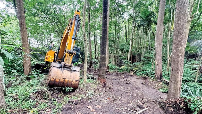 Construction Protest at Kolagappara:കൊളഗപ്പാറയിൽ നിർമാണത്തിനെതിരേ ജനപ്രതിനിധികളുടെ പ്രതിഷേധം