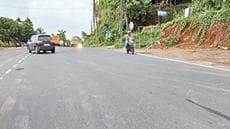 Road Surface Resurfacing Delayed: റോഡിന്റെ ഉപരിതലം മിനുക്കൽ പാതിവഴിയിൽ