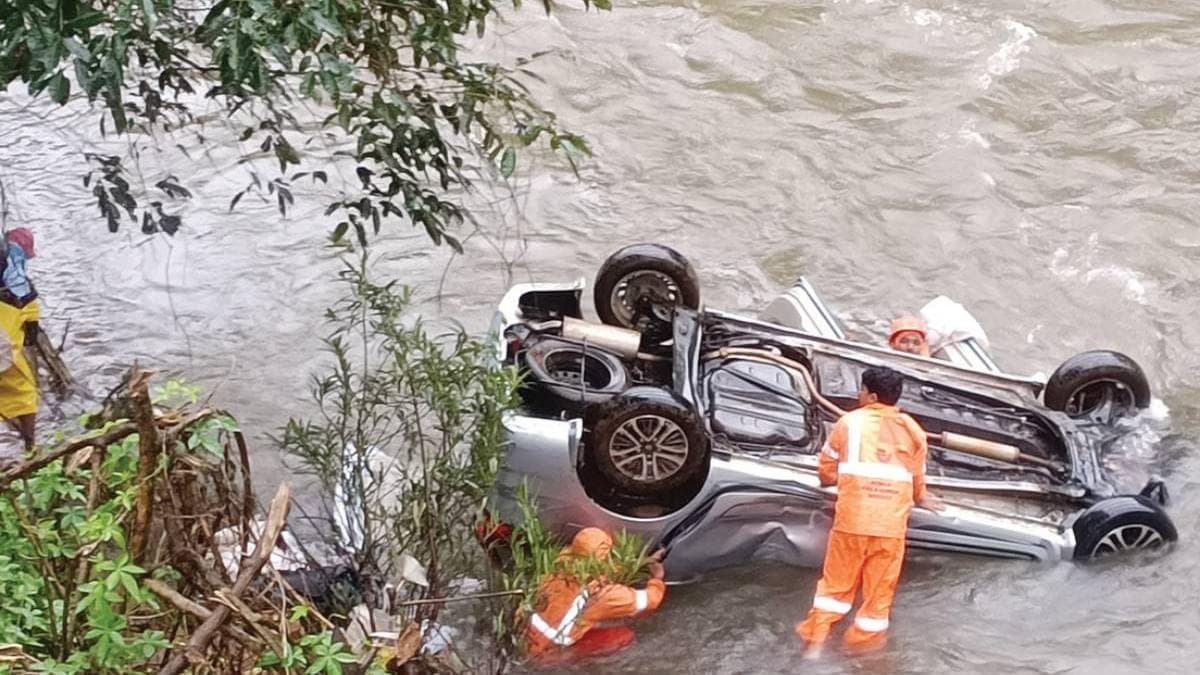 Tragedy in Idukki: ട്രിച്ചിയിലേക്കുള്ള യാത്ര അവസാന നിമിഷം ഇടുക്കിയിലേക്ക് മാറ്റി; ജീവൻ കവർന്ന് അപ്രതീക്ഷിത അപകടം