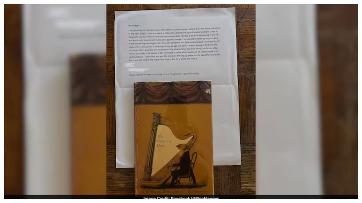 Book Returned After 40 Years: 40 വർഷം മുമ്പ് മോഷണം പോയ പുസ്തകം തപാലിലെത്തി തിരികെ; ഒപ്പം കണ്ണുനിറയ്ക്കുന്ന മാപ്പപേക്ഷയും 100 ഡോളറും!