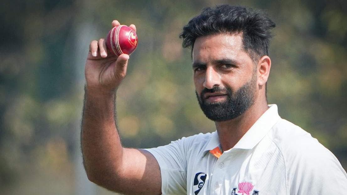 Wasim Jaffer Criticizes Akhib's Inclusion: 'ആഖ്വിബിനെ ഇങ്ങനെയായിരുന്നില്ല ടീമിൽ എടുക്കേണ്ടിയിരുന്നത്' – വിമർശിച്ച് വസീം ജാഫർ