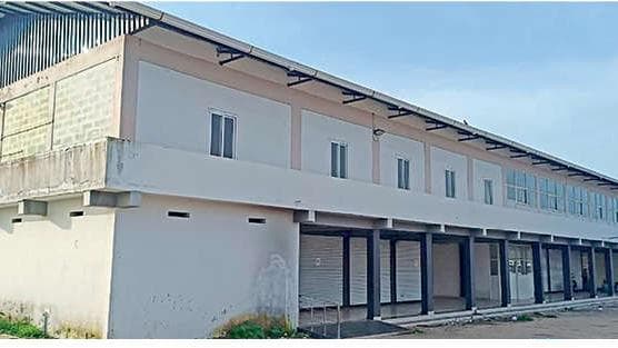Commercial Complex in Neendakara: വ്യാപാരസമുച്ചയം പ്രവർത്തനസജ്ജമല്ല