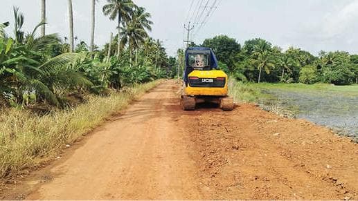 Will the road open this time?:ഈ റോഡ് തുറക്കുമോ ?