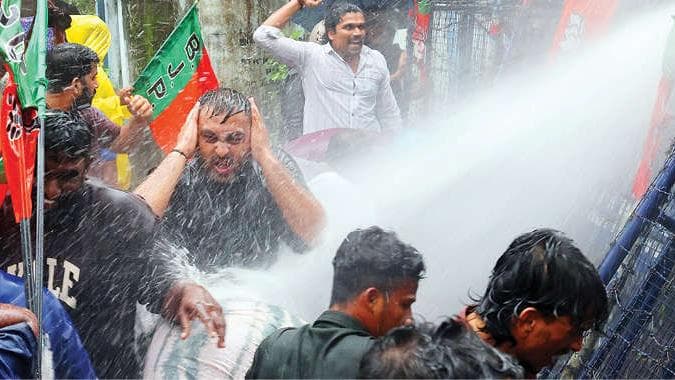 Youth March Conflict at Collectorate:യുവമോർച്ച കളക്ടറേറ്റ് മാർച്ചിൽ സംഘർഷം