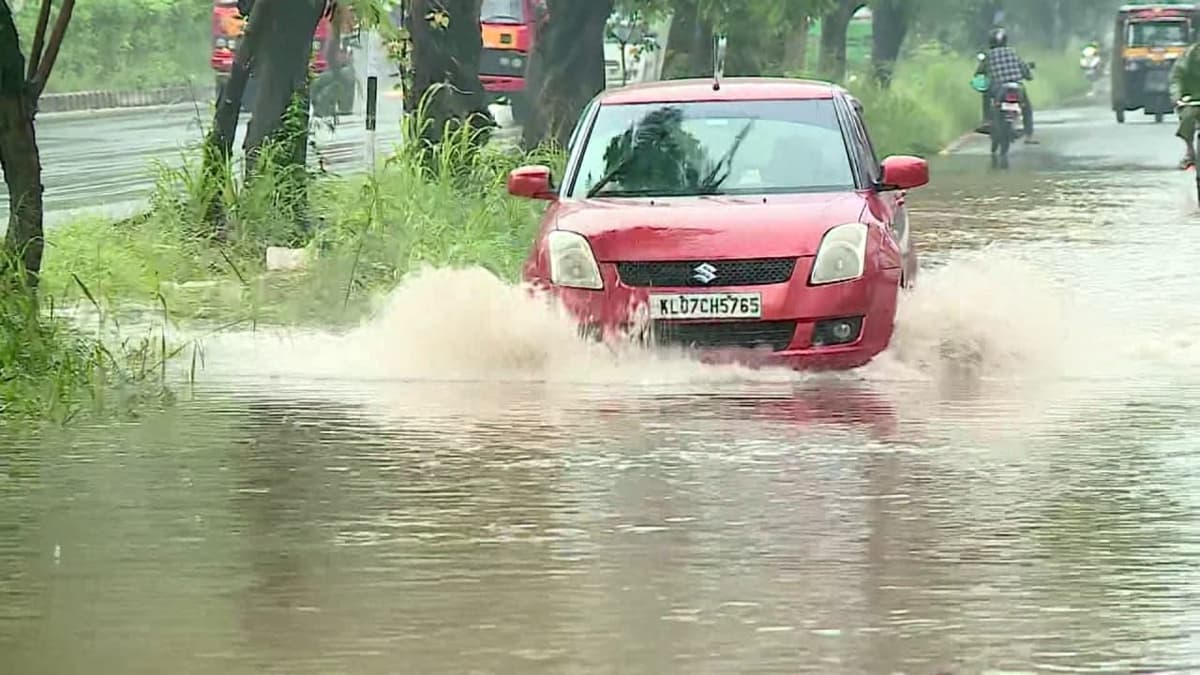 Heavy Rain: 7 Districts Under Orange Alert, Schools Closed in 8 Districts