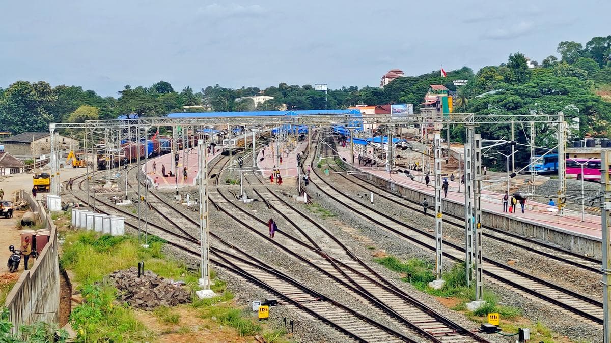 Railway Lines in Kerala: കേരളത്തിന്റെ മൂന്നും നാലും റെയിൽപ്പാതകൾ: ഡിപിആർ മാർച്ചോടെ പൂർത്തിയാക്കും, നിർമാണം അഞ്ച് വർഷത്തിനകവും