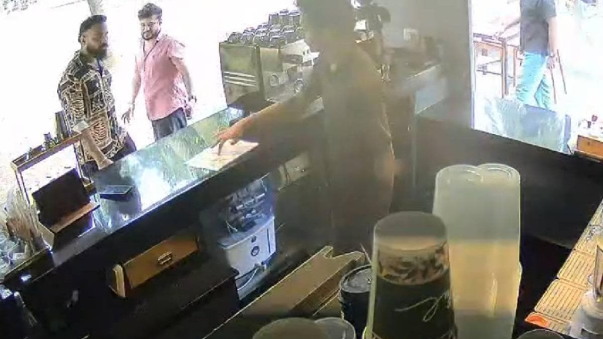 Arjun Ayanki in Edappal: എടപ്പാളിലെത്തി അർജുൻ ആയങ്കി; CCTV ദൃശ്യങ്ങൾ പുറത്ത്, ഒളിവിൽ കഴിയാൻ സഹായിച്ച അഞ്ചുപേർ പിടിയിൽ