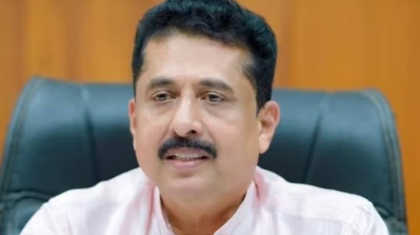 Question Praising Savarkar in Freedom Quiz: ഫ്രീഡം ക്വിസിൽ സവർക്കറേ പുകഴ്ത്തിയുള്ള ചോദ്യം: റിപ്പോർട്ട് തേടി മന്ത്രി എൻ ഷംസുദീൻ