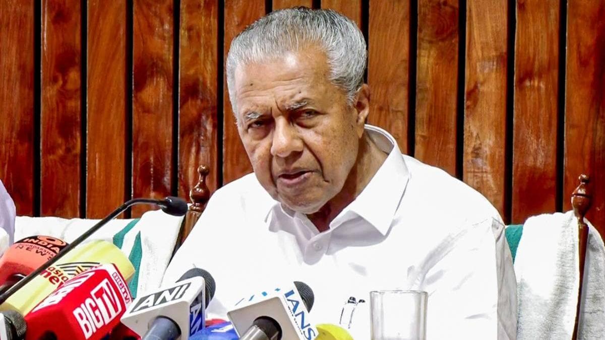 Controversy over Vande Mataram: പിണറായി വിജയൻ വന്ദേമാതരം പാടാൻ ഉത്തരവ് പിൻവലിക്കണമെന്ന് ആവശ്യപ്പെട്ടു