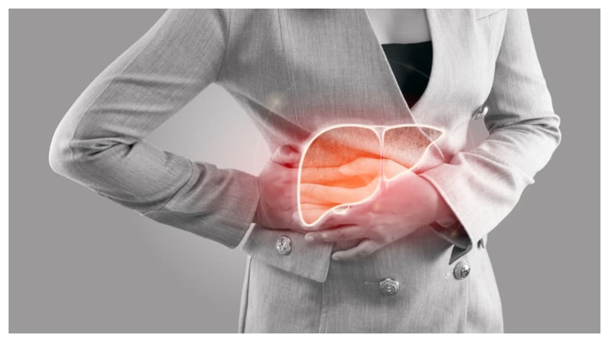 Can Walking Daily Reduce Fatty Liver? Experts Say:ദിവസവും നടക്കുന്നത് ഫാറ്റി ലിവർ കുറയ്ക്കാൻ സഹായിക്കുമോ? വിദഗ്ധർ പറയുന്നു