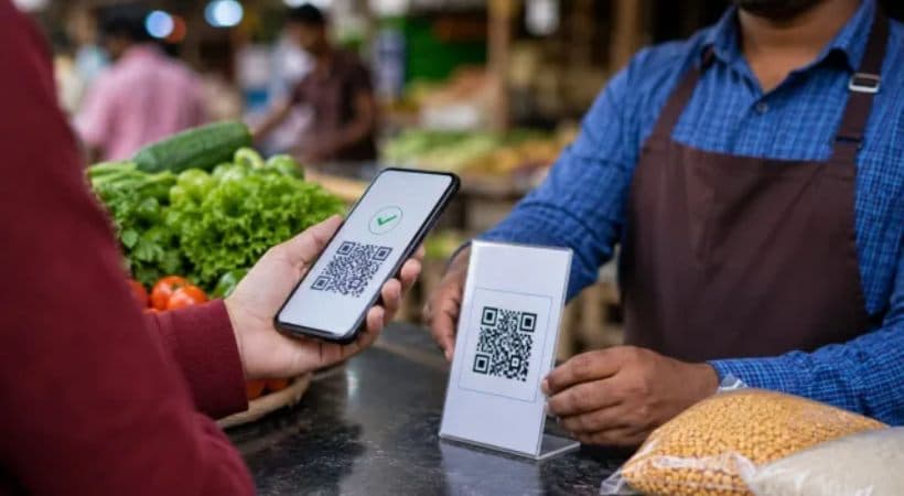 UPI transactions will remain free:യുപിഐ ഉപയോഗിച്ച് ആര്ക്കെങ്കിലും പണമയയ്ക്കുന്നത് തുടര്ന്നും സൗജന്യമായിരിക്കും