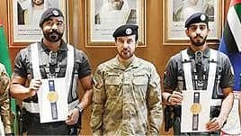 Traffic Officers Honored:അബുദാബിയിൽ വയോധികനെ റോഡ് മുറിച്ചുകടക്കാൻ സഹായിച്ച ട്രാഫിക് ഉദ്യോഗസ്ഥരെ ആദരിച്ചു