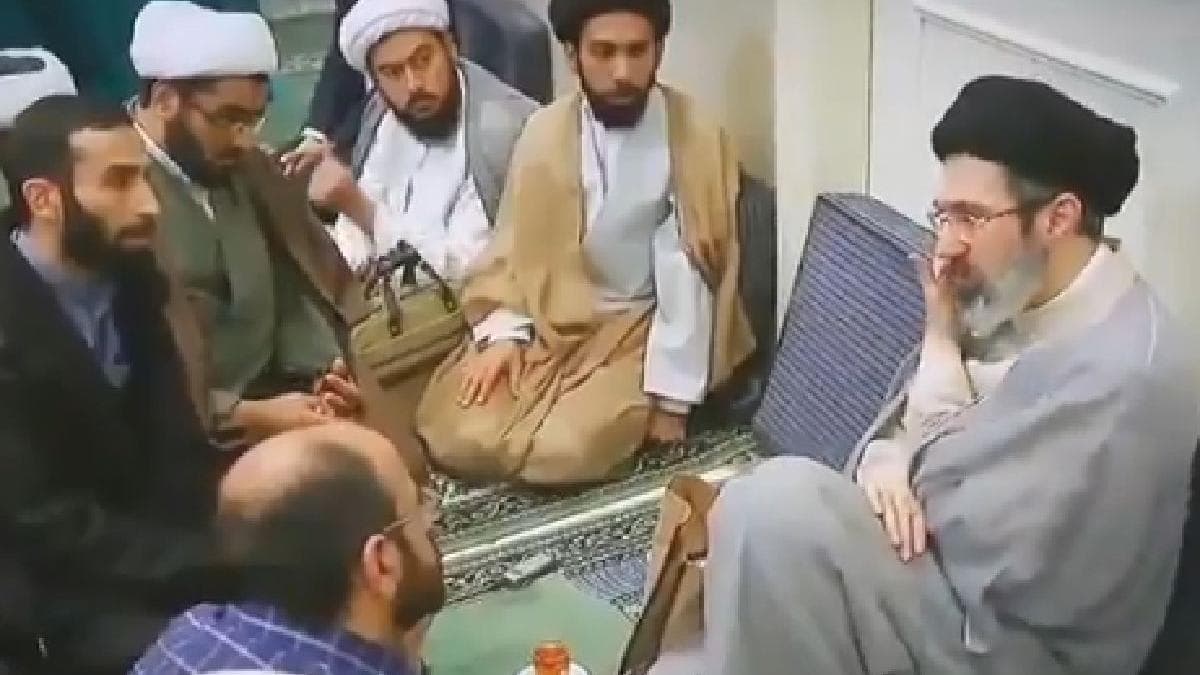 Iran's Khamenei Health Video: ഇസ്രയേൽ റിപ്പോർട്ടുകൾക്ക് മറുപടി നൽകാൻ ഇറാൻ വീഡിയോ പുറത്തുവിട്ടു