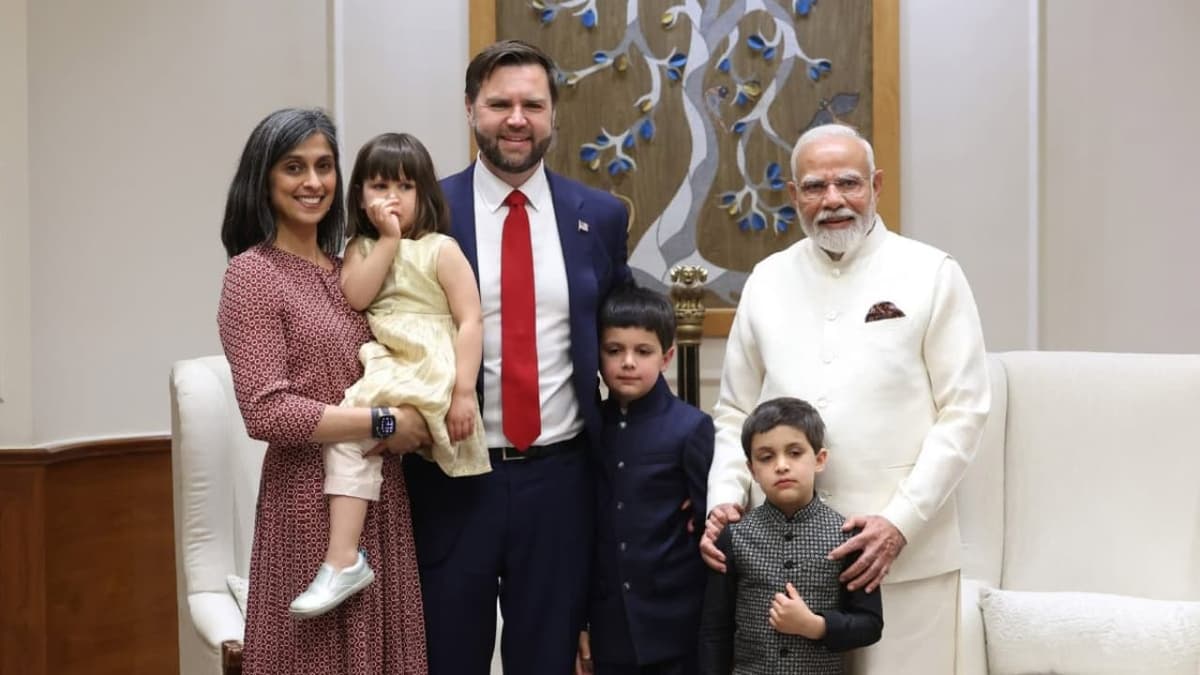 Phone Call with US VP: പ്രധാനമന്ത്രി മോദി ജെഡി വാൻസിനെ അഭിനന്ദിച്ചു