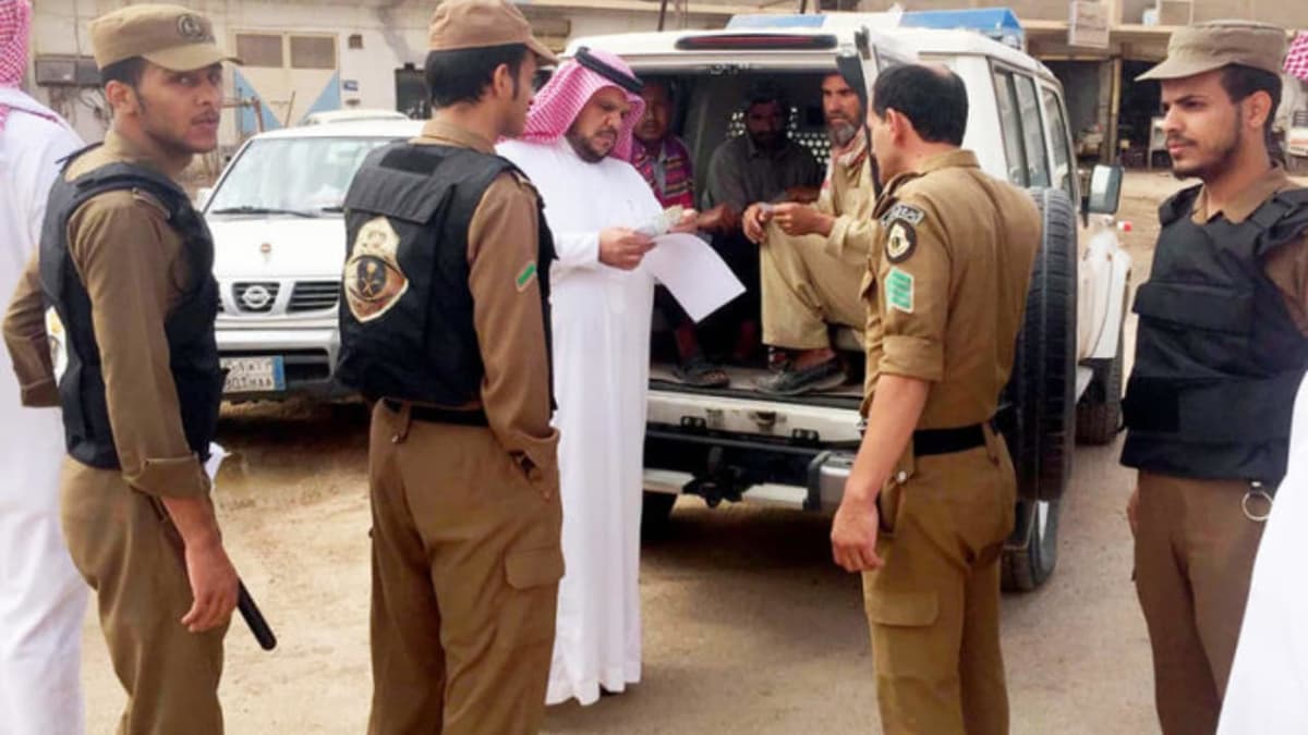 Saudi Arabia crackdown: സൗദി അറേബ്യയിൽ ഒരാഴ്ചയ്ക്കിടെ 10,800 പ്രവാസികളെ നാടുകടത്തി, പരിശോധന തുടർന്ന് അധികൃതർ
