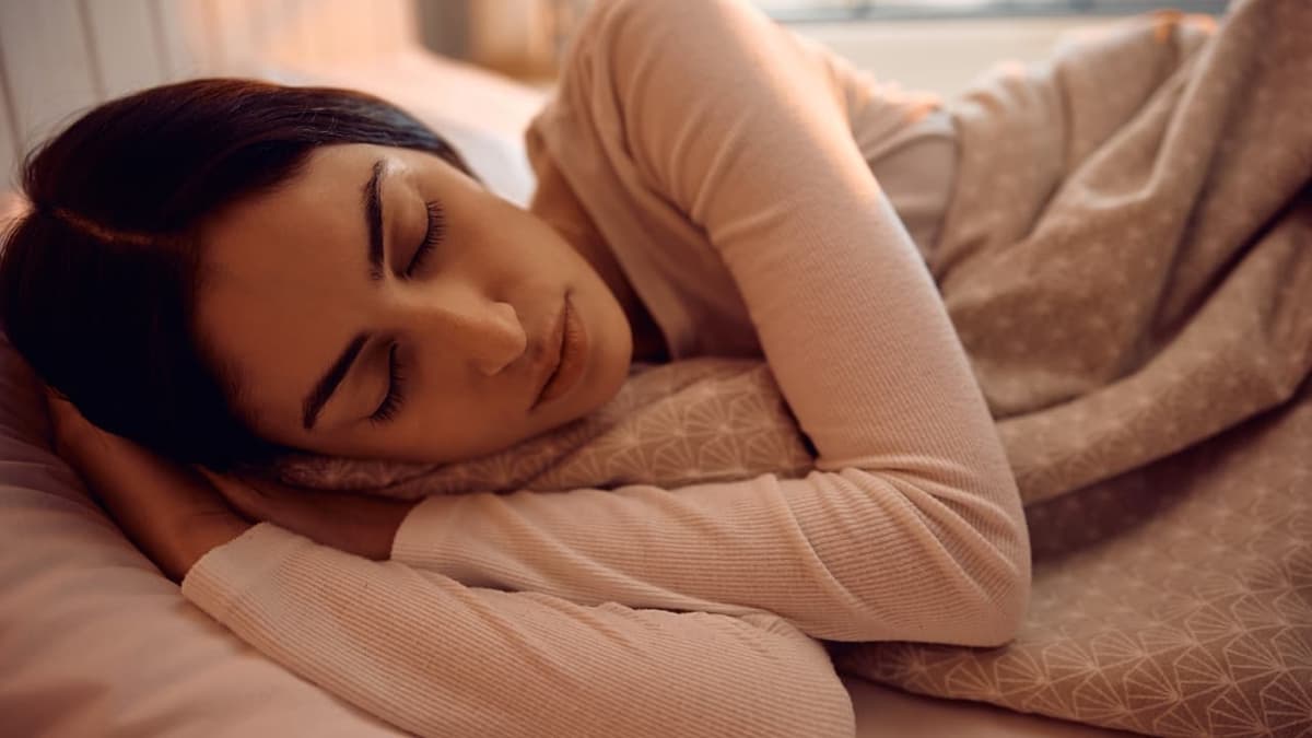 Tips for Sleeping Early:രാത്രിയിൽ നേരത്തെ ഉറങ്ങാൻ ശീലിക്കേണ്ട ചില കാര്യങ്ങൾ; ശ്രദ്ധിക്കാം