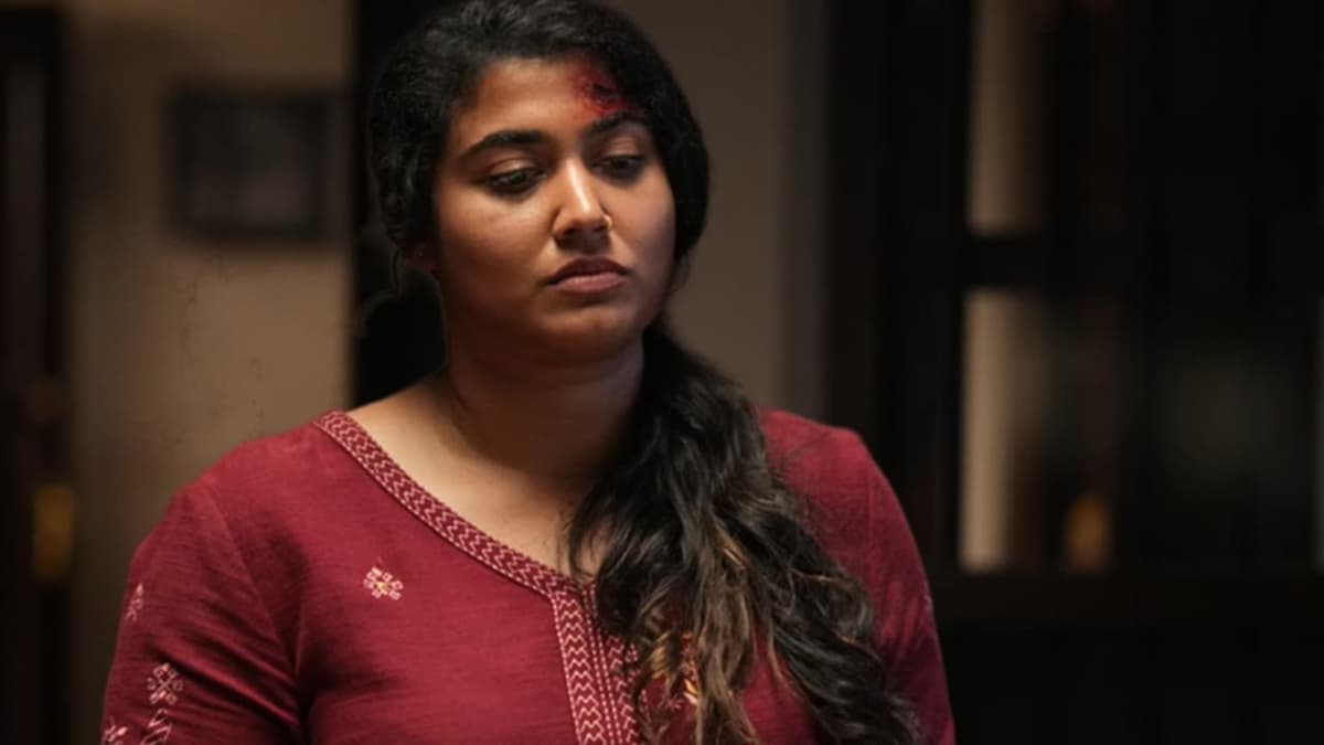 Song Release from Movie: വിസ്മയ മോഹൻലാൽ ചിത്രം 'തുടക്ക'ത്തിലെ 'മുറിവുകൾ..' ഗാനം റിലീസ് ചെയ്തു